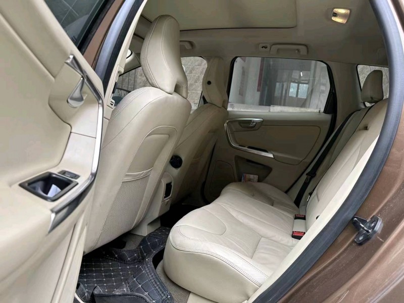 枣庄13年沃尔沃XC603