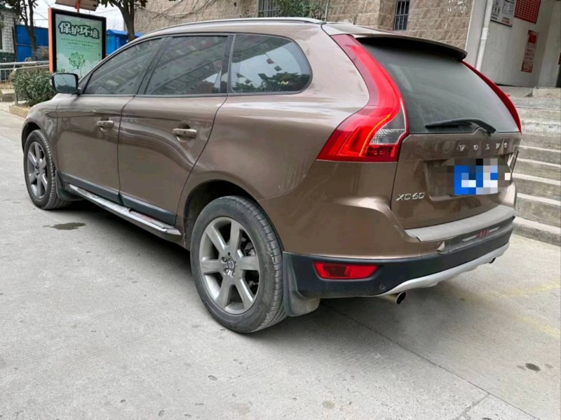 枣庄13年沃尔沃XC602