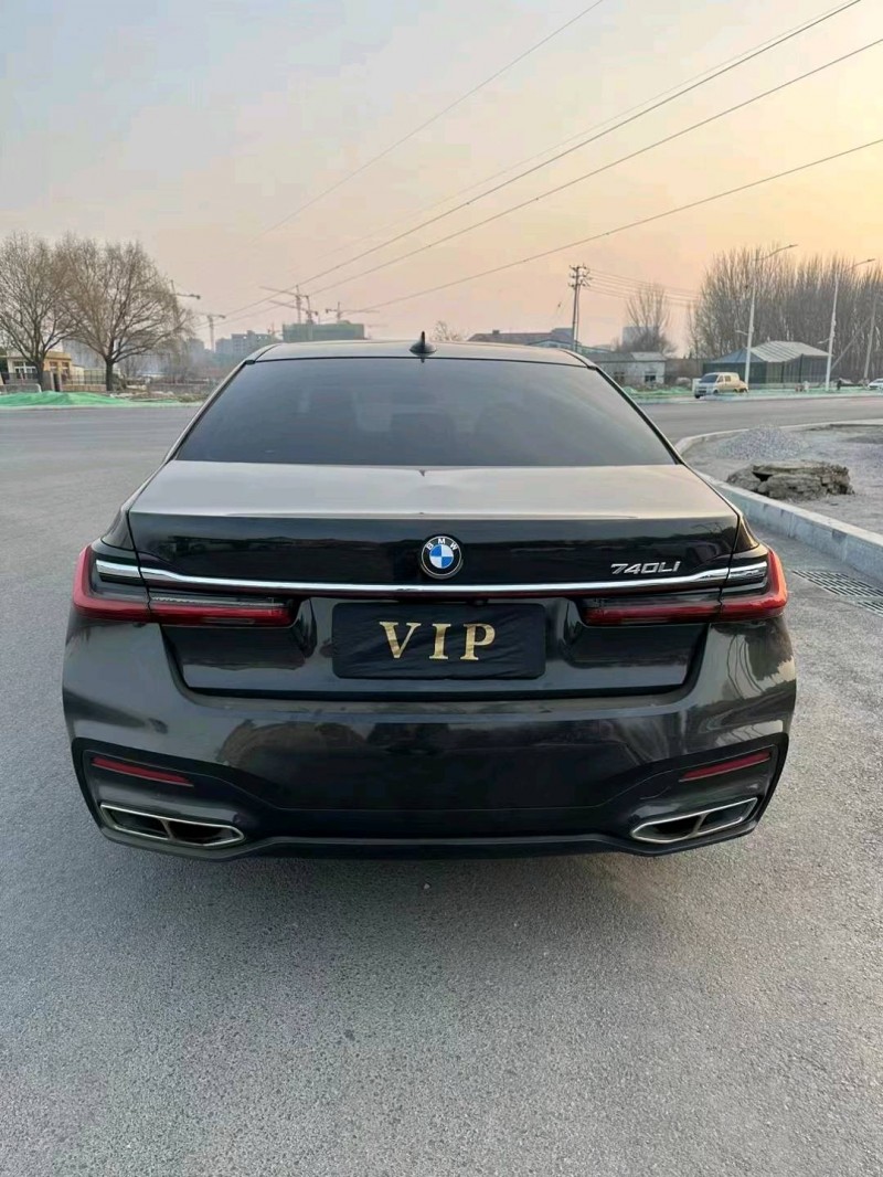 青岛18年宝马7系1