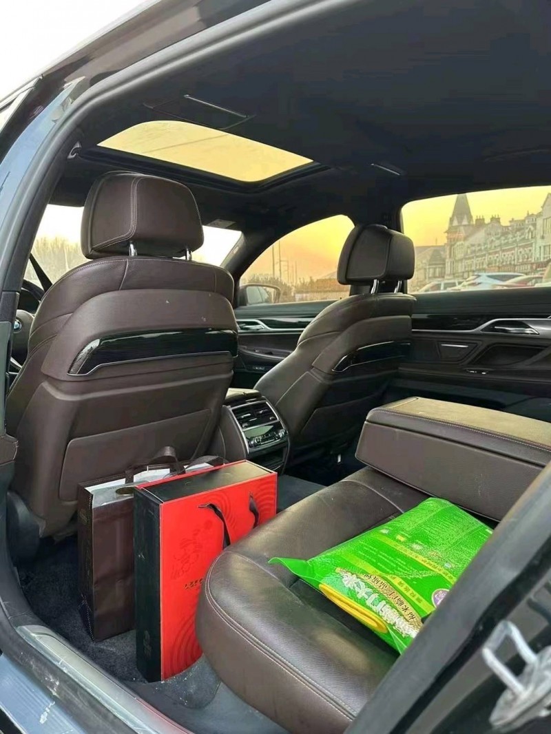 济南18年宝马7系5