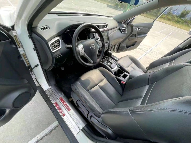 宜昌16年日产奇骏7