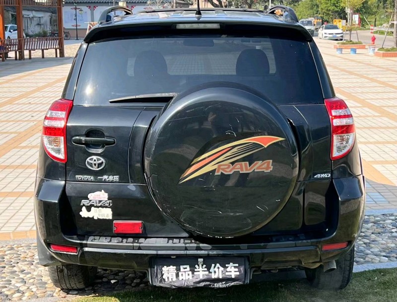 广州10年丰田RAV4荣放9