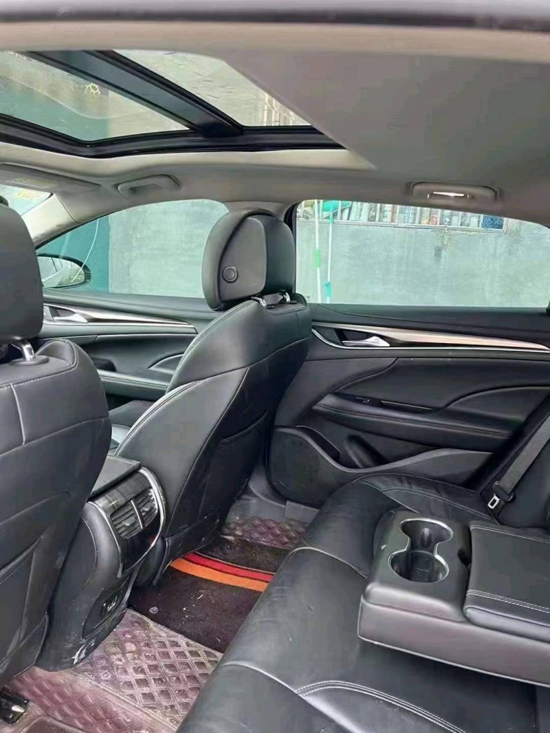 东营17年别克君越5