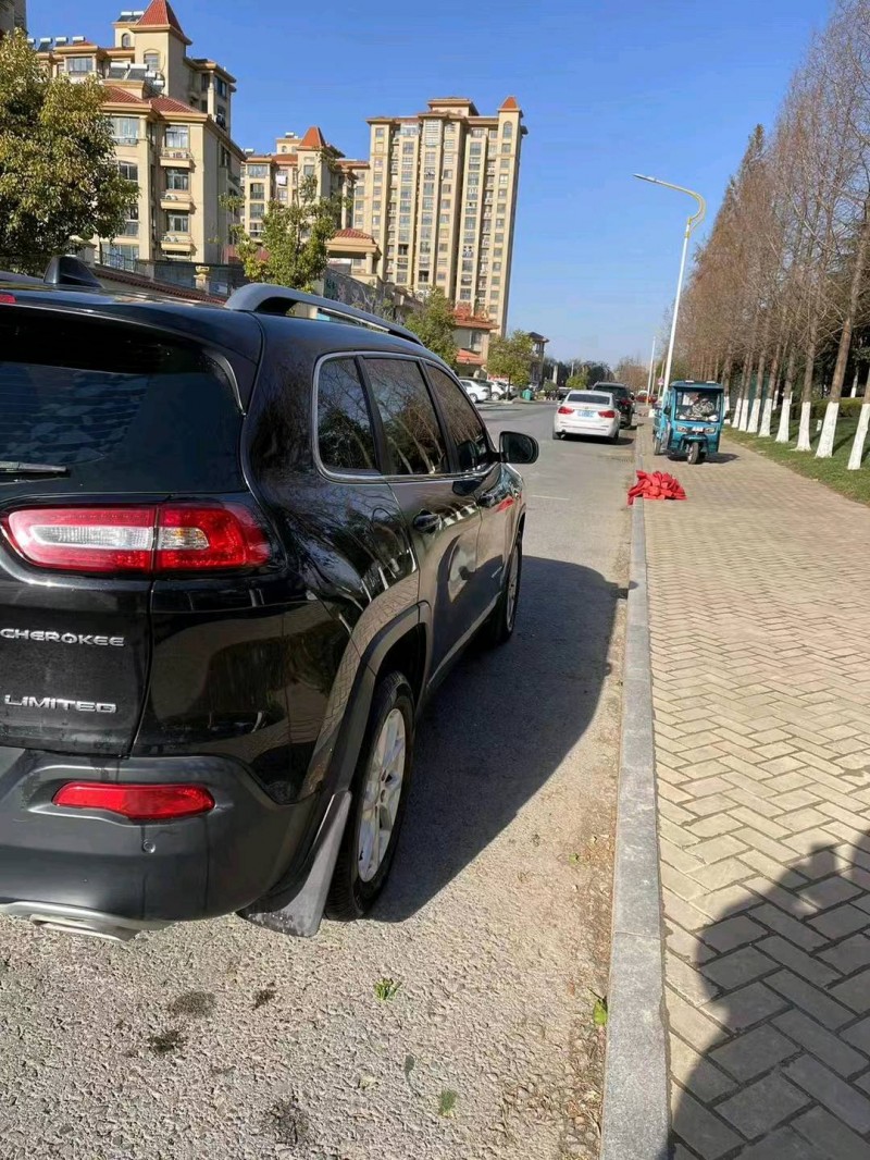常州18年Jeep自由光1