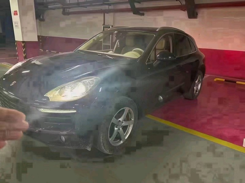 邯郸16年保时捷Macan7