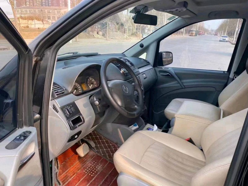 邢台14年奔驰唯雅诺2