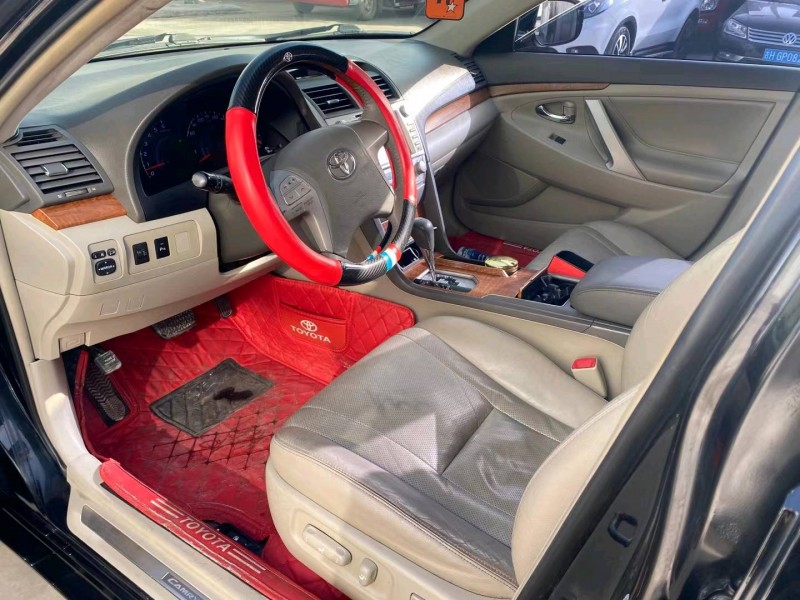 保定11年丰田凯美瑞3