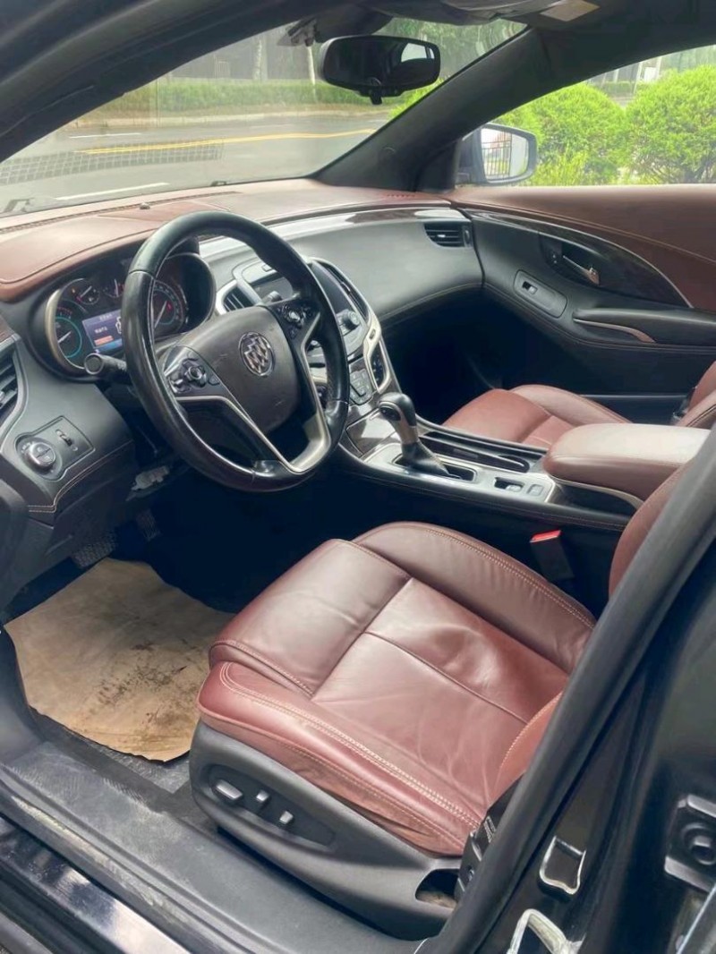 沈阳16年别克君越5