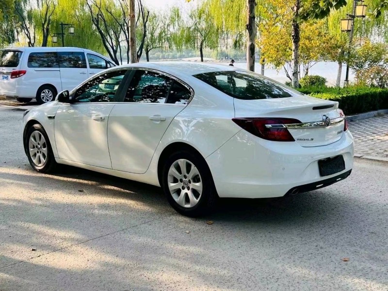 聊城16年别克君威3