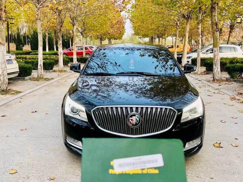 聊城15年别克君越9