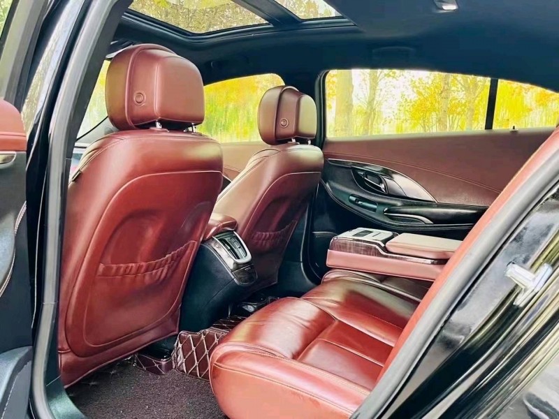 聊城15年别克君越5