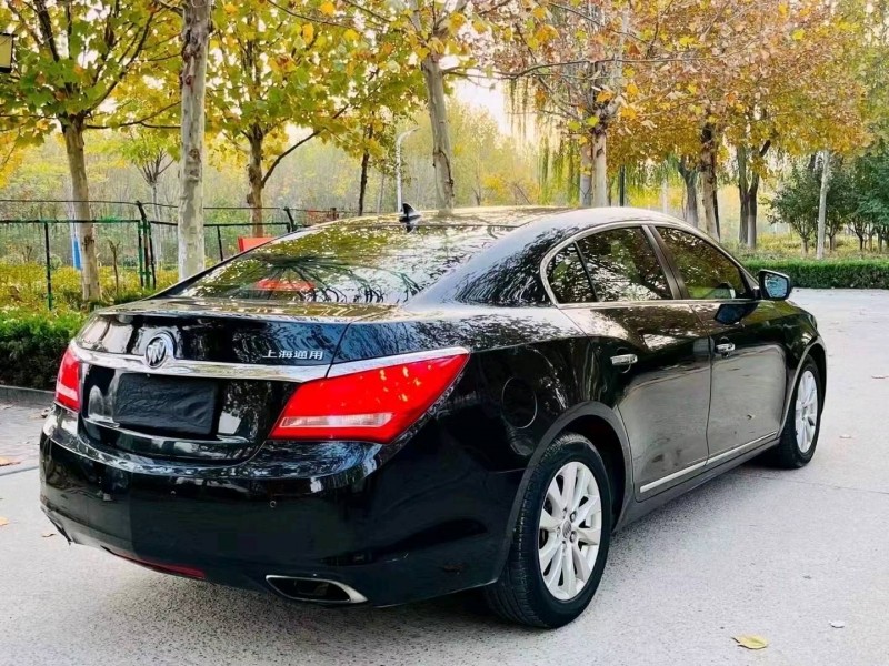 聊城15年别克君越2