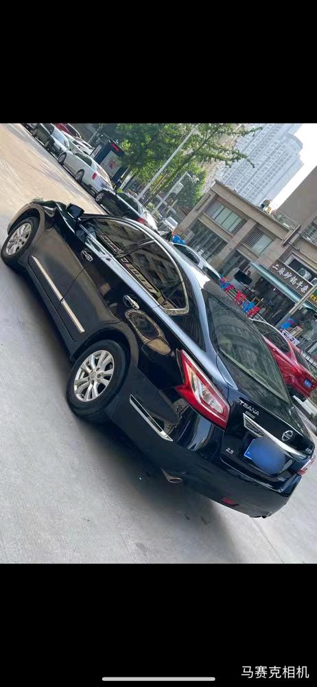 宜昌15年日产天籁4