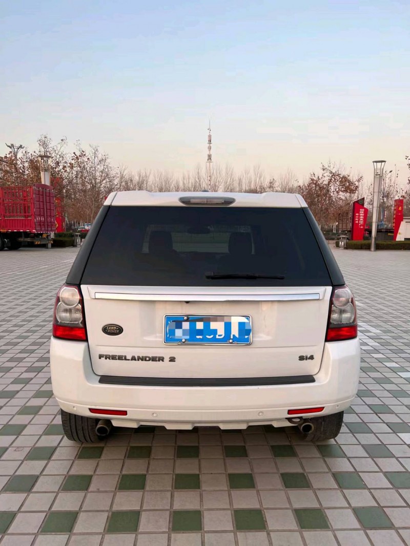 北京13年路虎神行者3