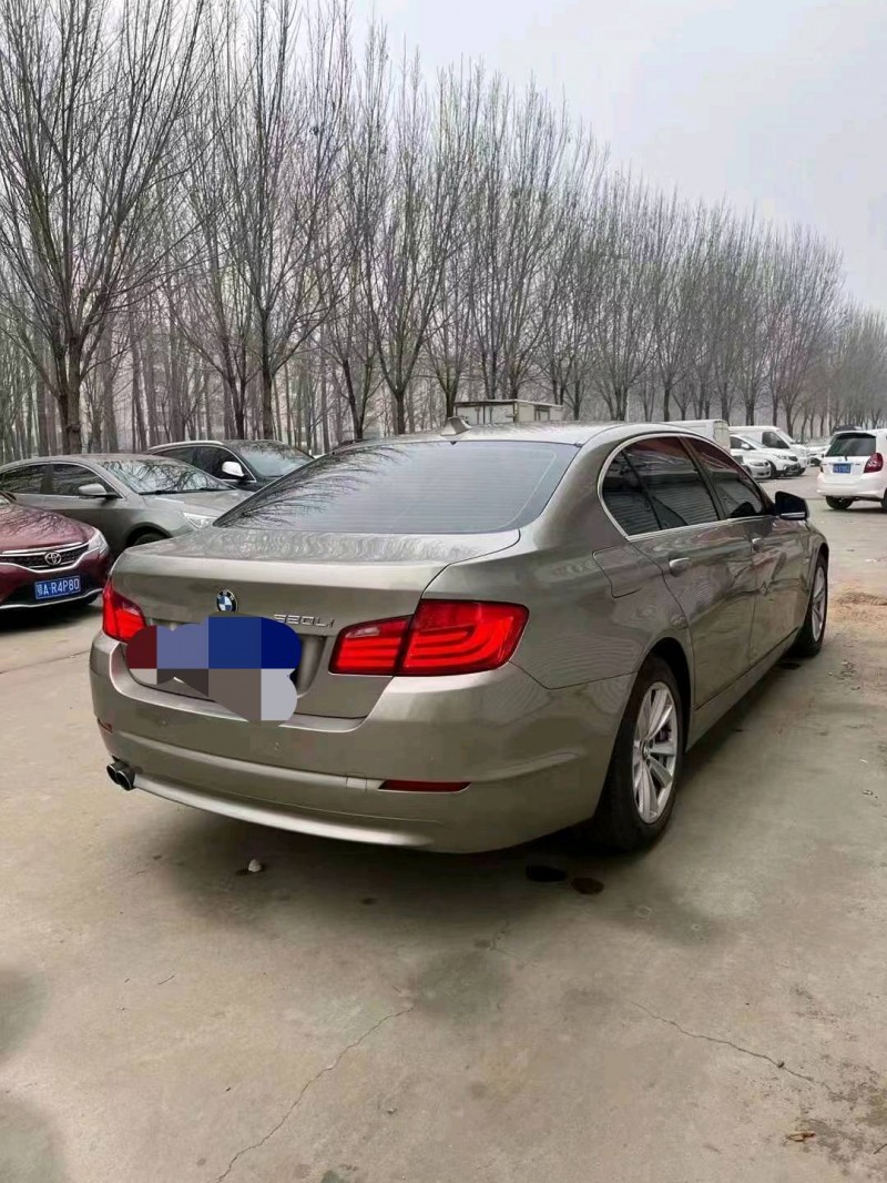 北京12年宝马5系3