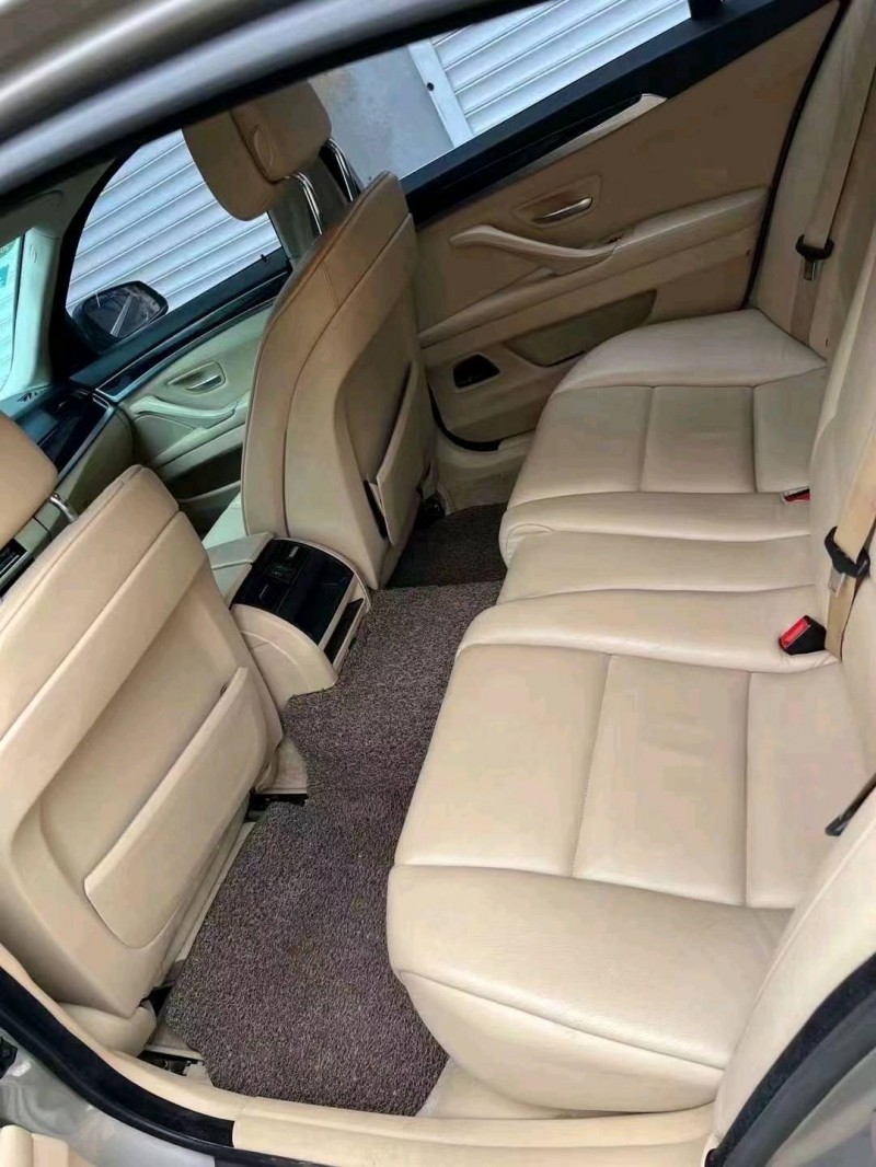 北京12年宝马5系7