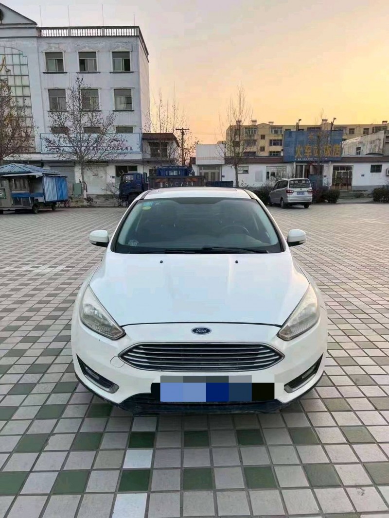 北京16年福特福克斯1