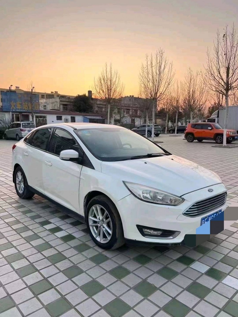 北京16年福特福克斯2