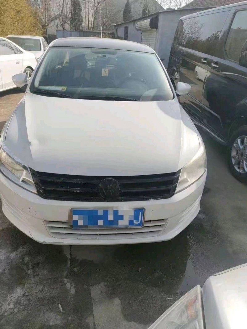 济南14年大众桑塔纳1