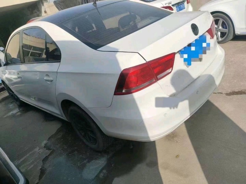 济南14年大众桑塔纳3