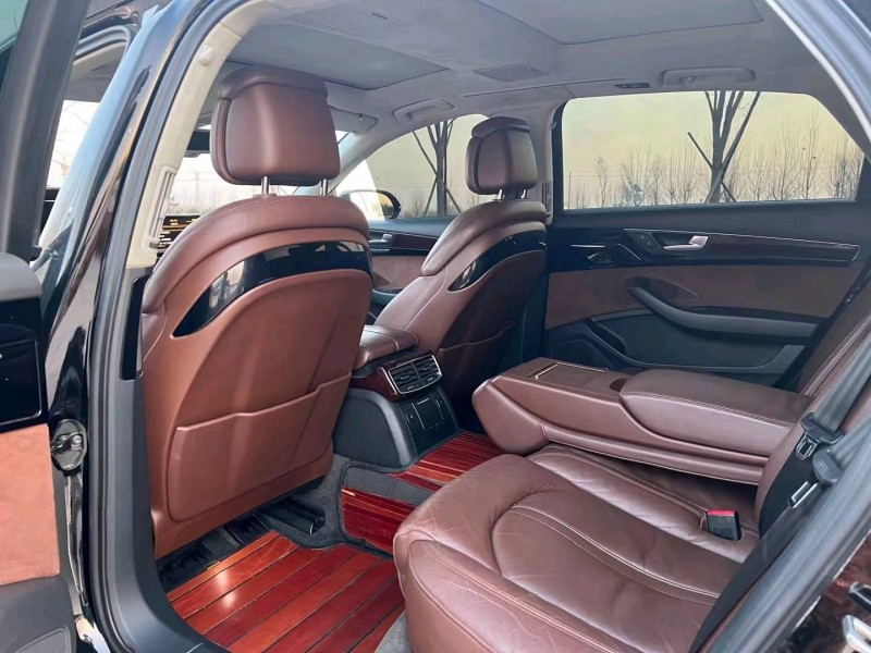 廊坊11年奥迪A8L5