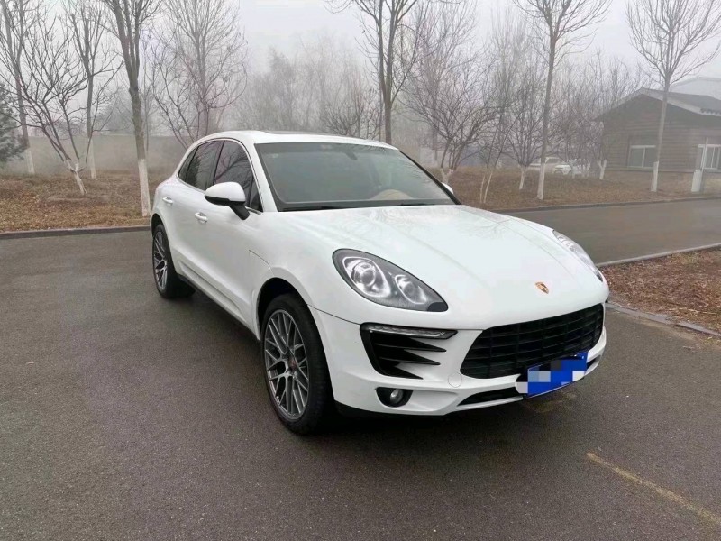 枣庄15年保时捷Macan3