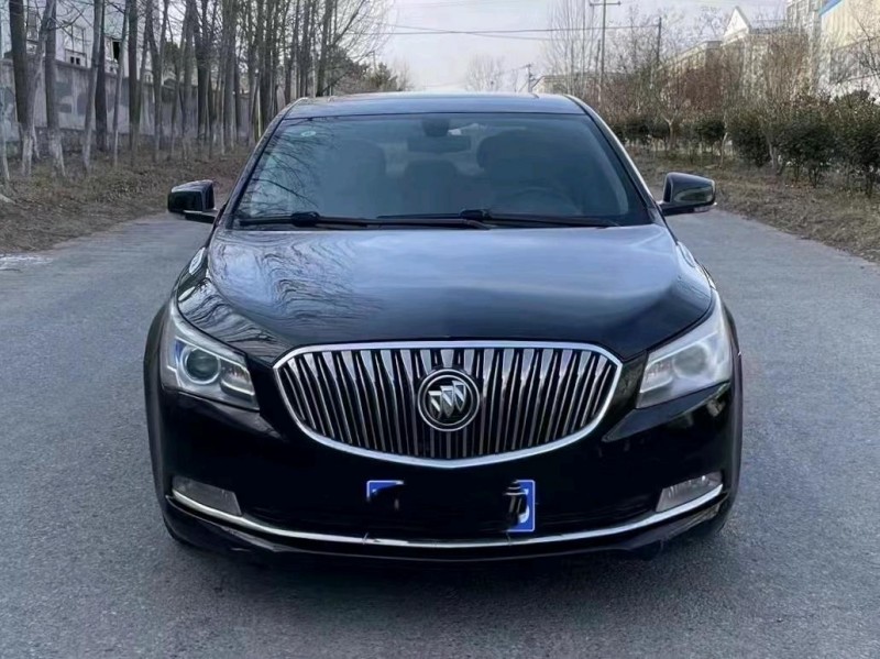 青岛15年别克君越1