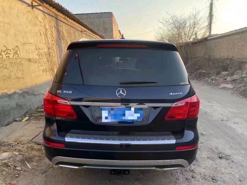 东营14年奔驰GL8