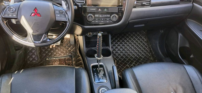 邯郸17年三菱欧蓝德3