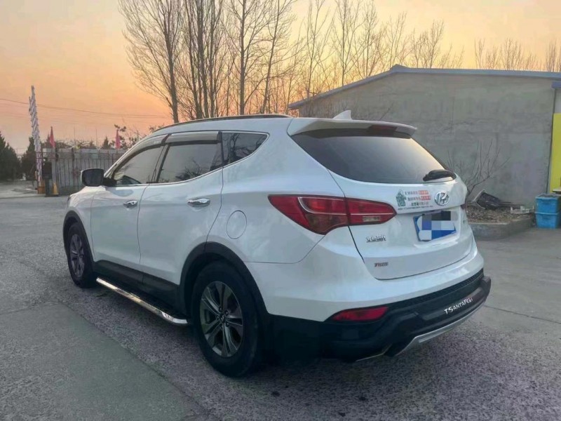 邯郸16年现代新胜达8