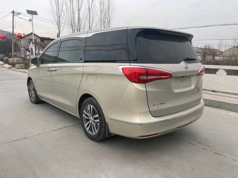 枣庄19年别克GL87