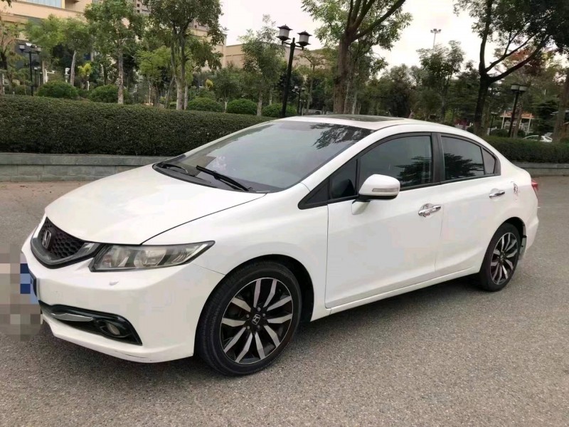 珠海14年本田思域4