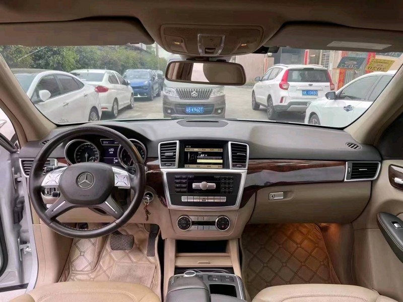 珠海12年奔驰ML8