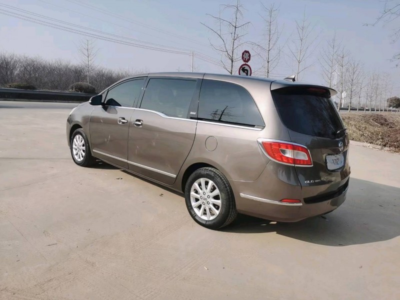 徐州13年别克GL82