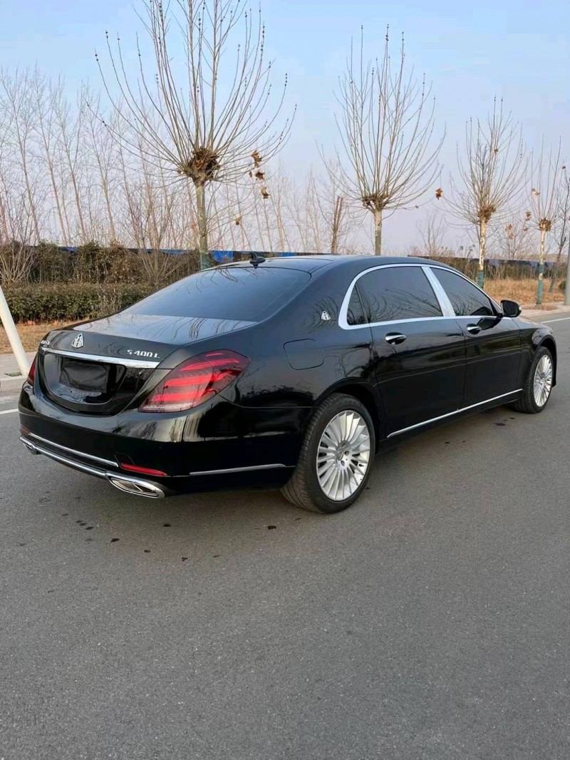 徐州16年奔驰迈巴赫S级8