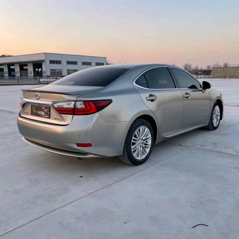 北京17年雷克萨斯ES2