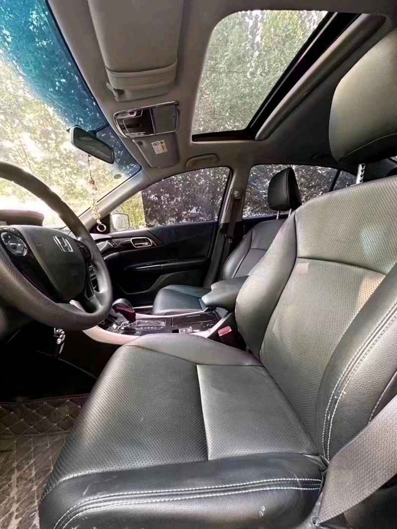 北京17年本田雅阁6