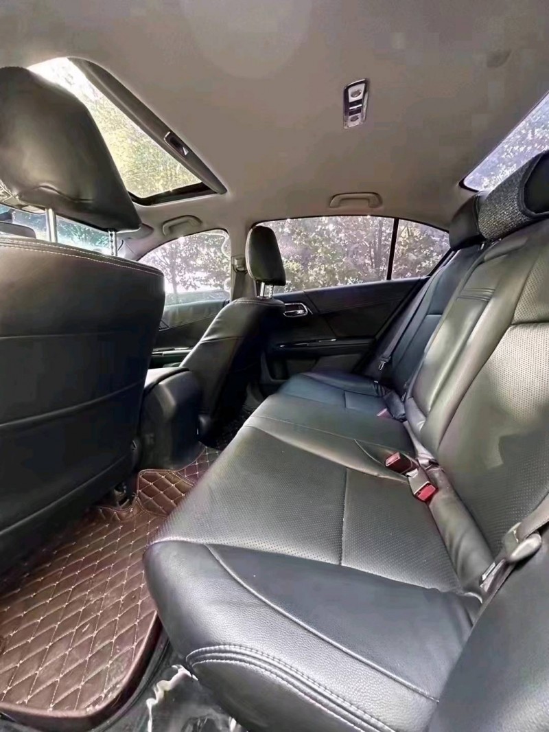 北京17年本田雅阁5