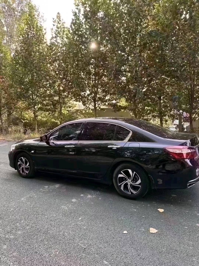 北京17年本田雅阁3