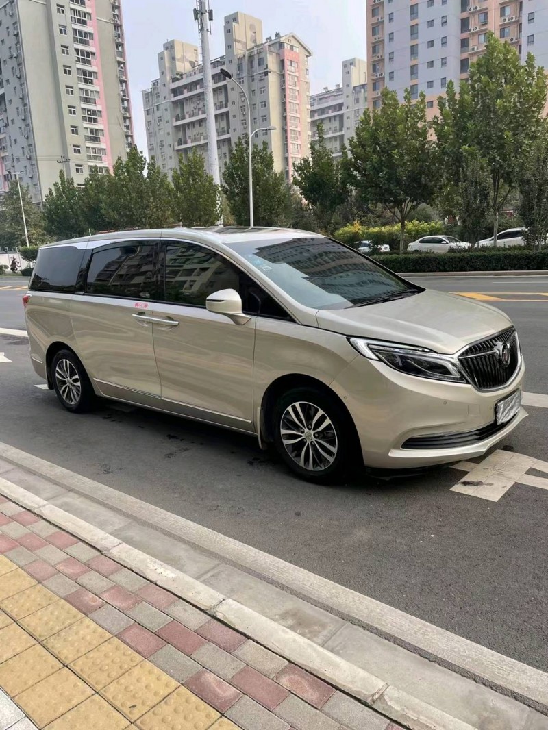 石家庄17年别克GL87