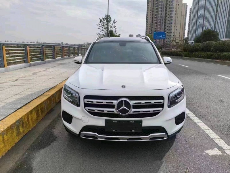 珠海21年奔驰GLB1