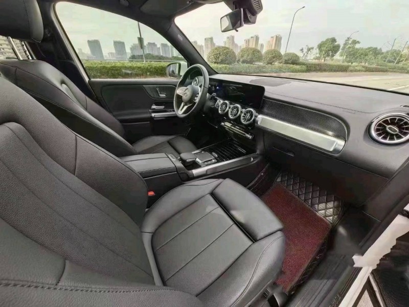 珠海21年奔驰GLB4