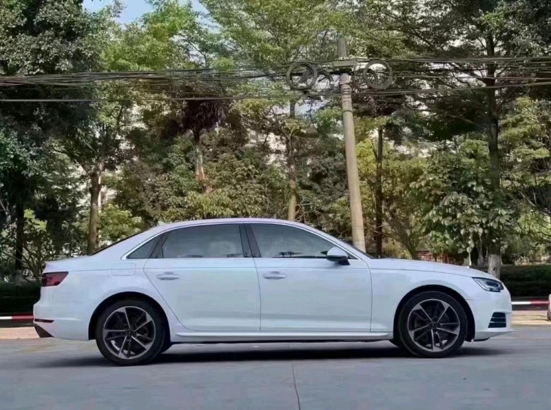 珠海18年奥迪A4L7