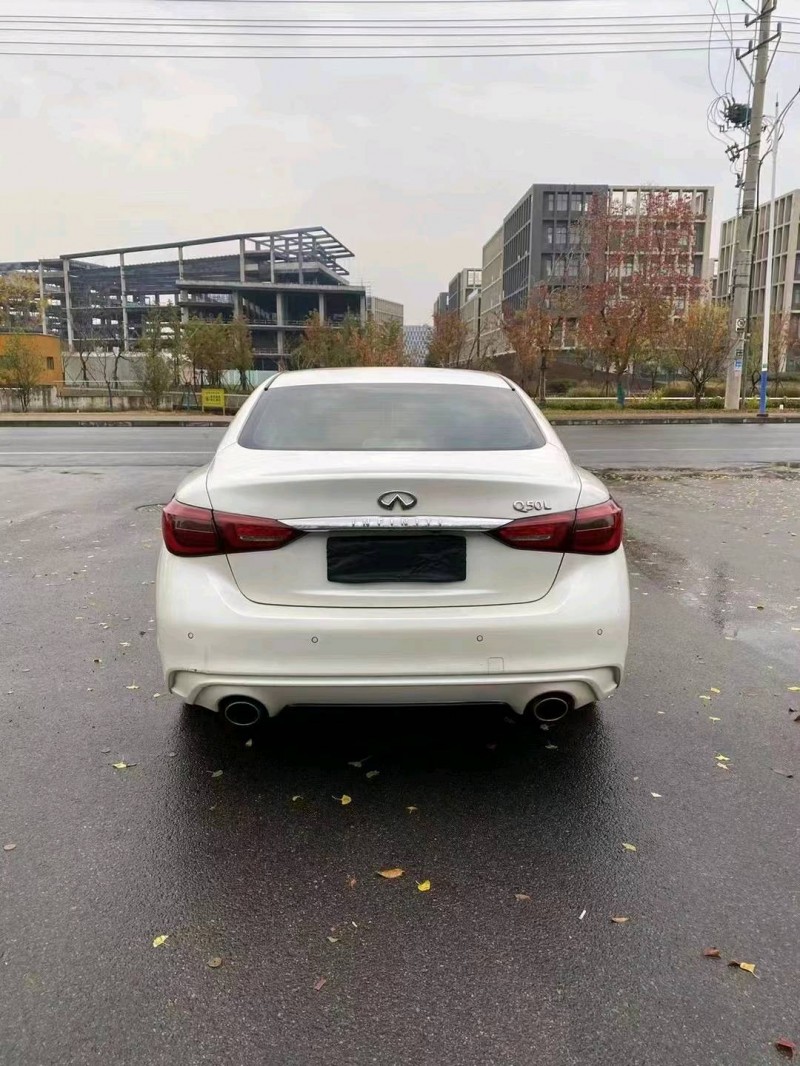 宿遷18年英菲尼迪Q50L9
