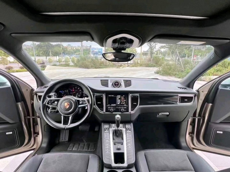 珠海14年保时捷Macan2