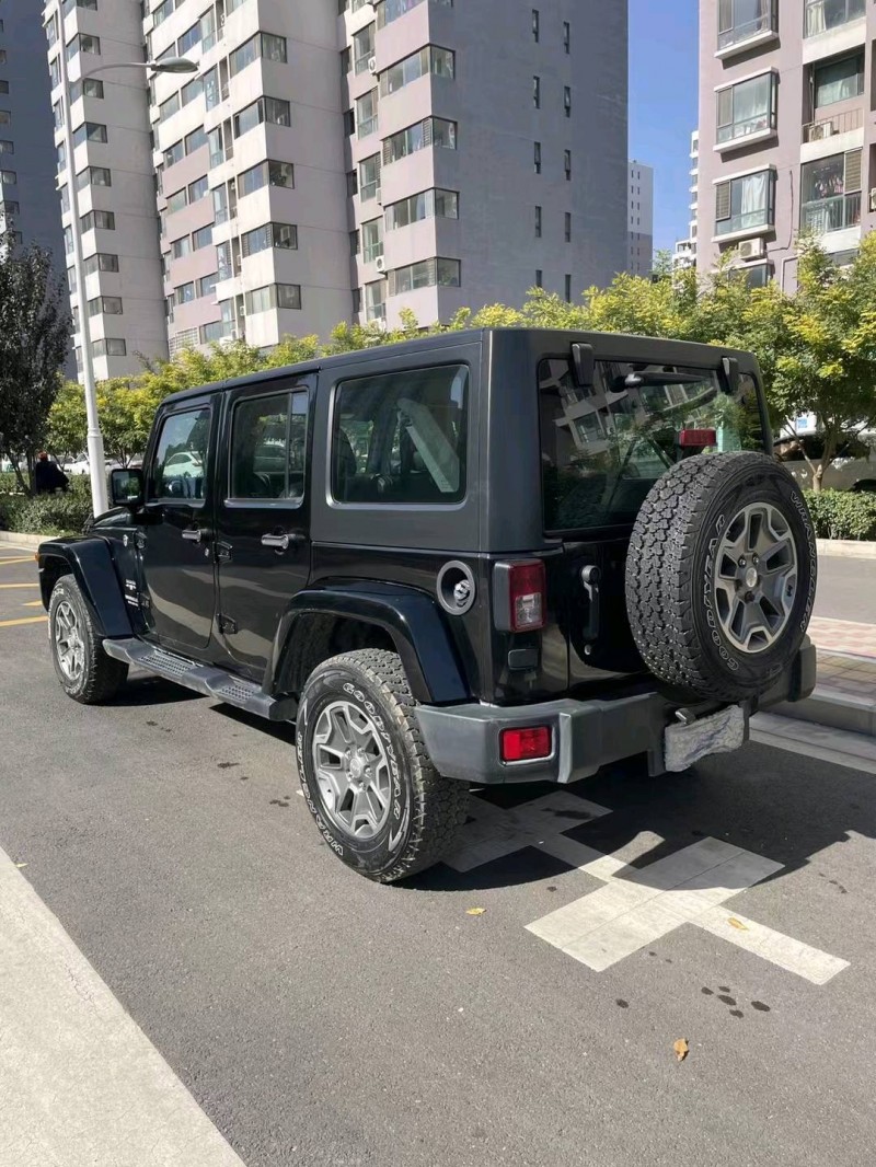 石家庄18年Jeep牧马人8
