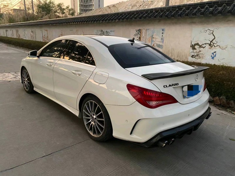 广州15年奔驰CLA7