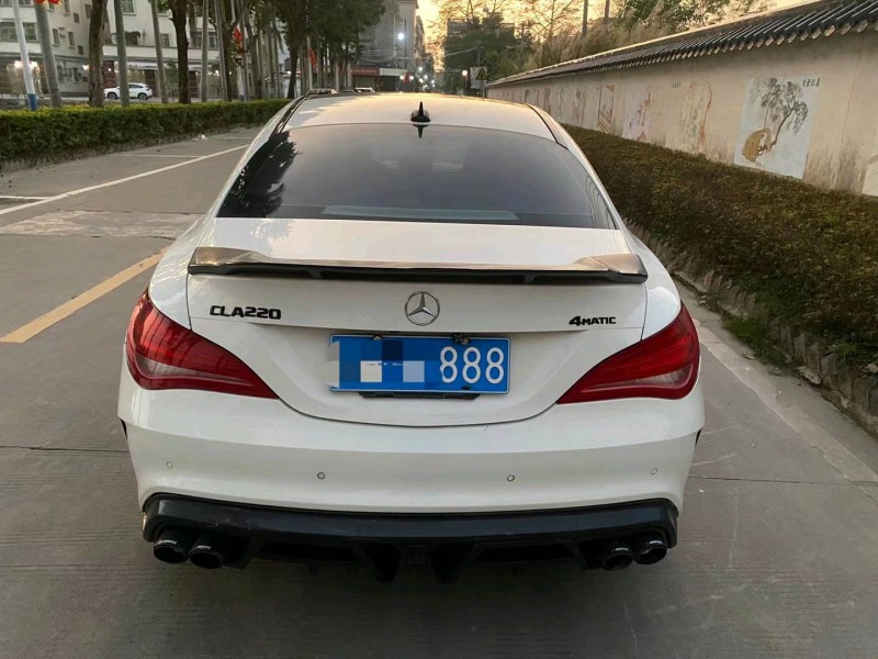 广州15年奔驰CLA9