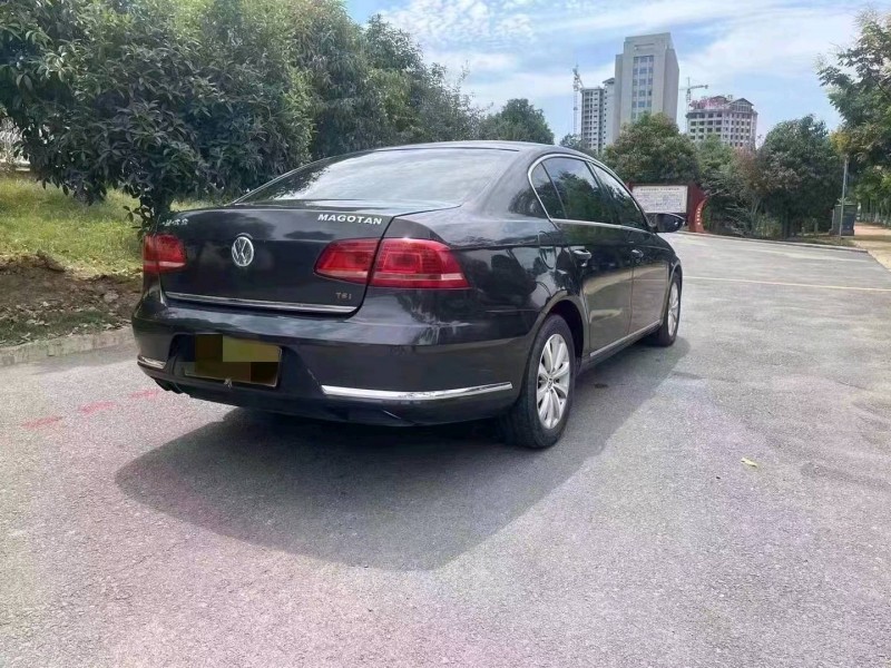 宜昌13年大众迈腾3