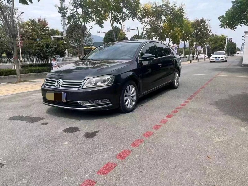 宜昌13年大众迈腾5